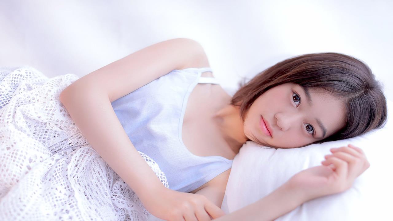 抖音没戴罩子52秒擦玻璃: 突破传统的快速清洗技巧