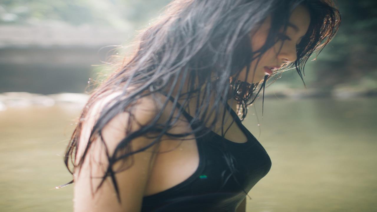 色区区av: 色彩对情感表达的影响与应用