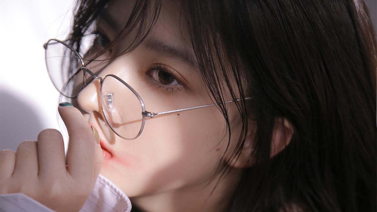 畅游海洋，与海豚共舞——休闲海豚小游戏体验记