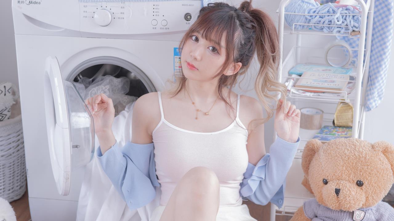 游戏界的璀璨新星——贾玉婷